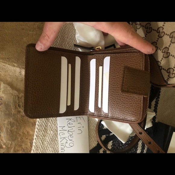 Gucci Bree Crossbody and Wallet - Picture 9 of 11